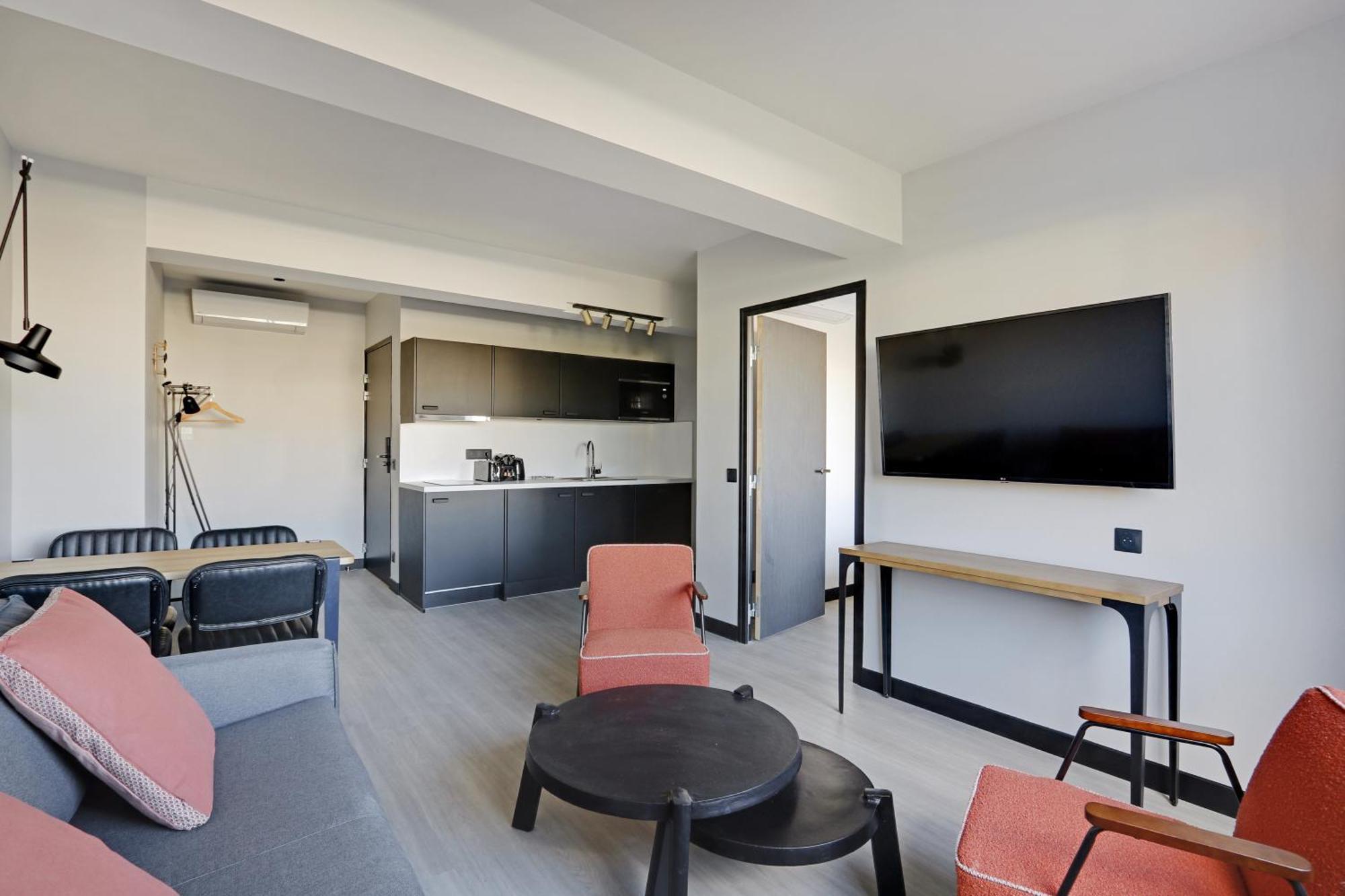 Pick A Flat's In In Parc Des Buttes Chaumonts - Rue Edouard Pailleron Parigi