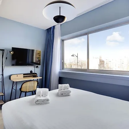 Pick A Flat's In In Parc Des Buttes Chaumonts - Rue Edouard Pailleron *